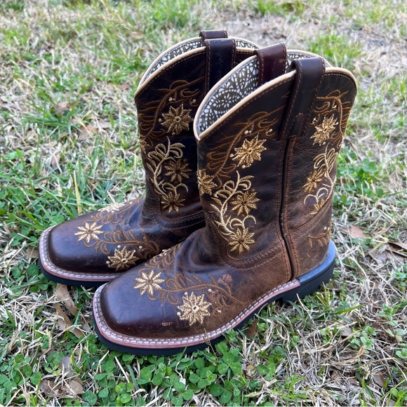 Dan Post Other - Dan Post Children’s 2D Brown Leather Gardenia Floral Embroidered Square Toe Boot